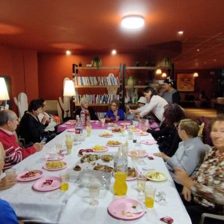 Festejando cumpleaños con los desplazados del sur