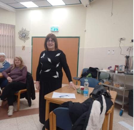 Disertación de la psicoterapeuta Myriam Eisenfeld