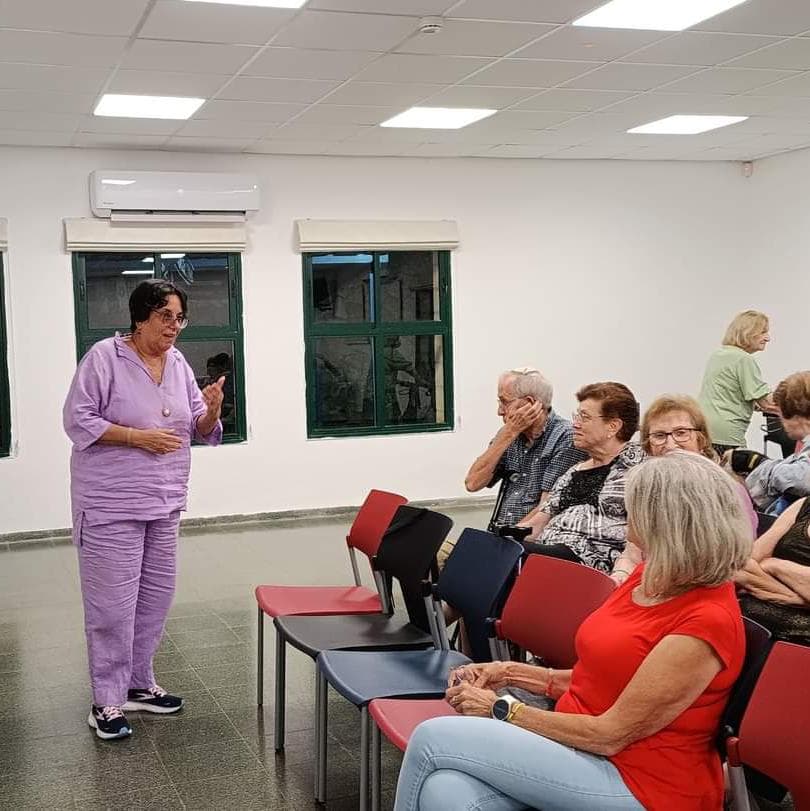 Charla de la antropologa Malka Shabtay
