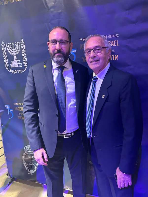 Mario Lev con Axel Wahnish, Embajador de Argentina en Israel