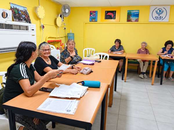 Tarde de juegos y clases de hebreo para seguir aprendiendo y compartiendo.
